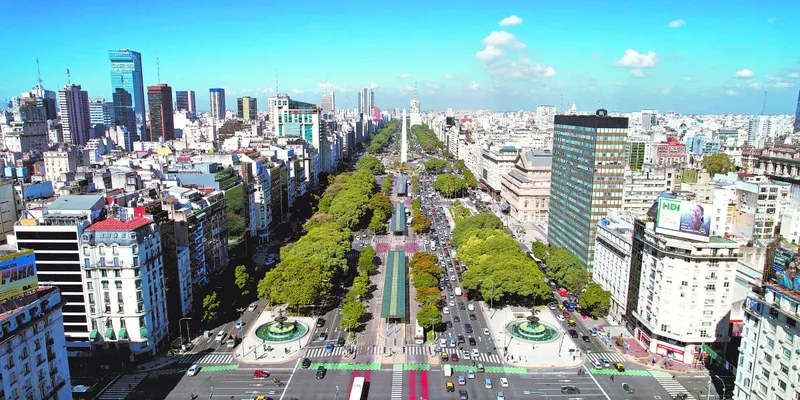 Hogares de Buenos Aires se endeudan para comprar alimentos
