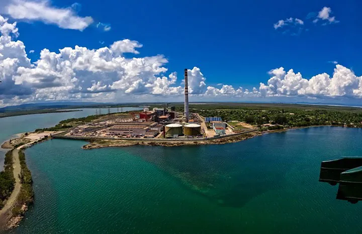 Reparan salidero en la termoeléctrica Lidio Ramón Pérez