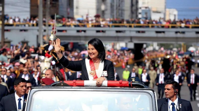 Facultades legislativas para atender crimen y economía en Perú "no son carta en blanco" para Fujimori: analista