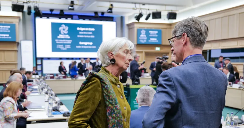 Lagarde confirma su salida del BCE en 2027 mientras crecen las dudas sobre una marcha anticipada