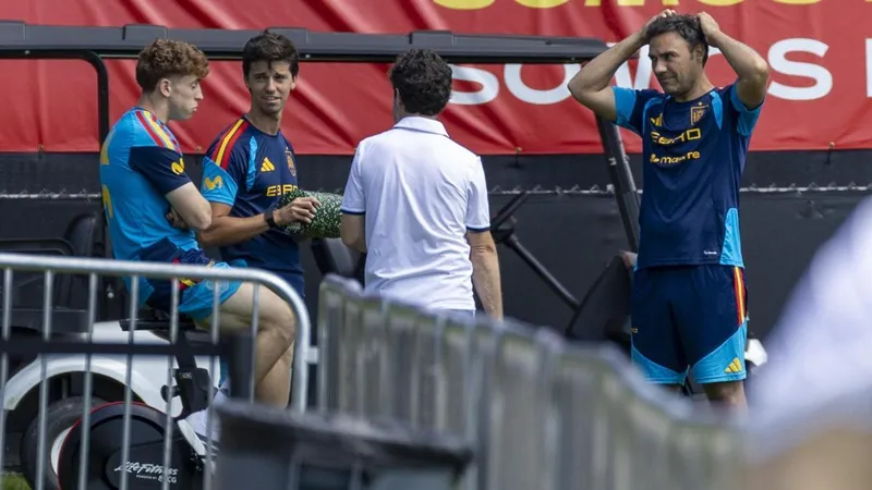 Lamine vuelve a sonreír y Víctor Muñoz trabaja en bicicleta antes de viajar a Atlanta