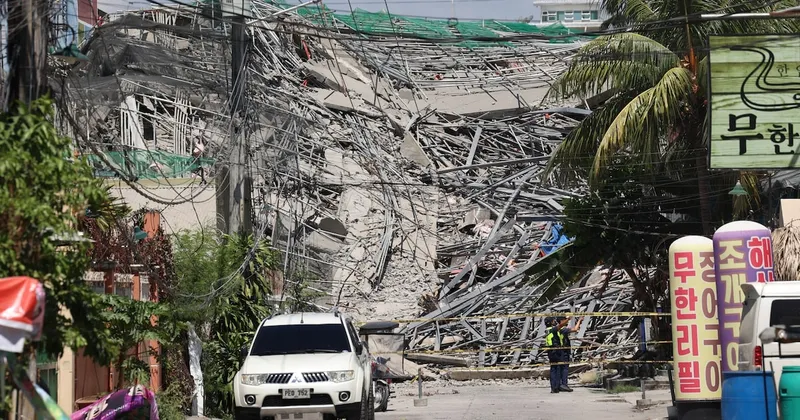 Un edificio en Filipinas se derrumba y deja atrapadas al menos a 30 personas