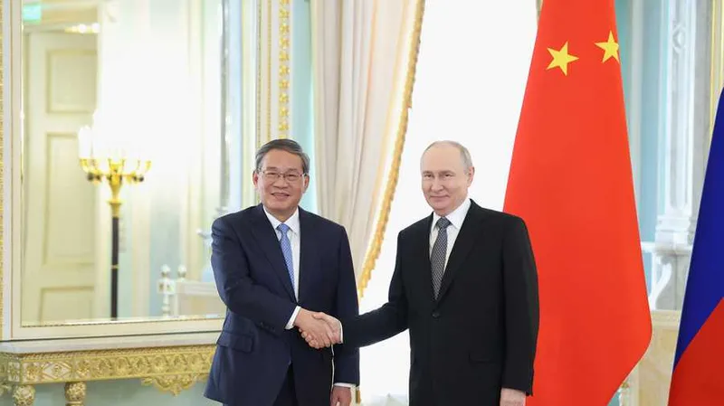 Primer ministro chino se reúne con el presidente de Rusia