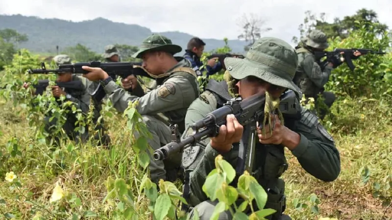 Venezuela desmantela grupo criminal en "operación combinada" con EEUU