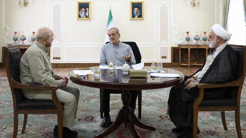 Jefes de tres poderes de Irán urgen a mantener la unidad y preservar la autoridad