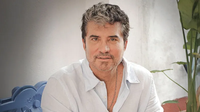 Diego Olivera se sincera sobre su matrimonio de 25 años y su carrera: “El ego es el peor compañero”