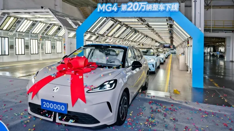 Batería semisólida por menos de 13.000 euros: las 200.000 unidades fabricadas en 13 meses confirman el éxito del MG4