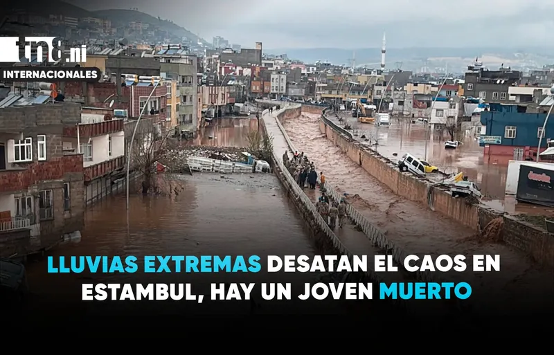 ¡Estambul bajo el agua! Inundaciones hunden carreteras y paralizan la ciudad turca