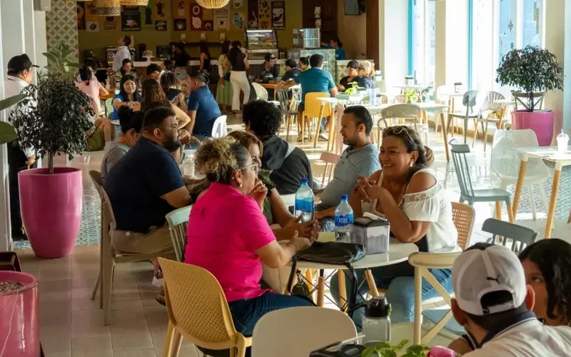 ¿Dónde satisfacer los antojos de la familia? En Las Cuatro Esquinas y La Casona