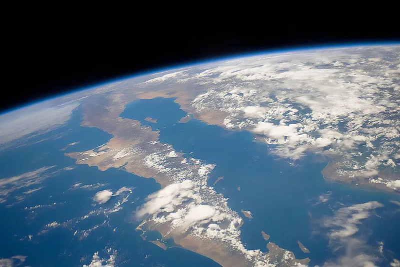 La NASA ha publicado el mapa más deforme de la Tierra, pero lo que quiere cartografiar no es la forma geoide del planeta sino otra fuerza