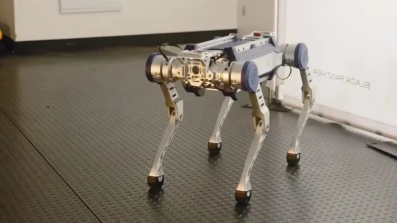 Una empresa china vende un perro robot de más de 200 piezas que puedes montar en casa como si fuera un LEGO