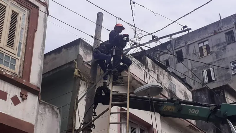 Restablecen en Cuba la conexión del sistema eléctrico nacional