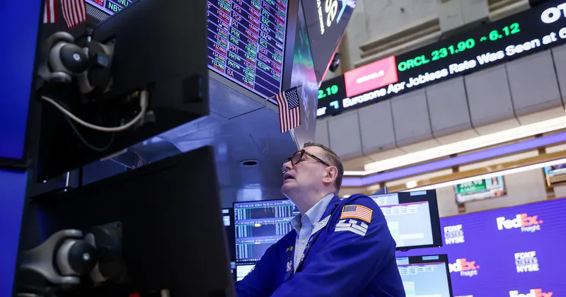 Wall Street modera ganancias ante escalada entre Washington e Irán y nuevos datos de inflación