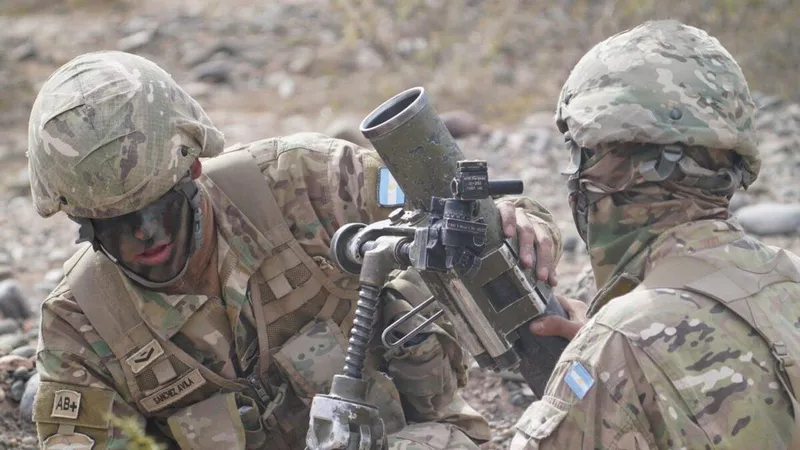América Latina "no está en condiciones" de aumentar su gasto militar como quiere EEUU, señala experto