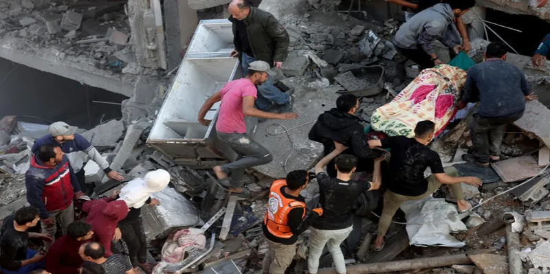 Ataques israelíes dejan cinco palestinos muertos y 18 heridos en Gaza