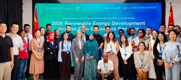 Nicaragua participa en seminario sobre energías renovables en China