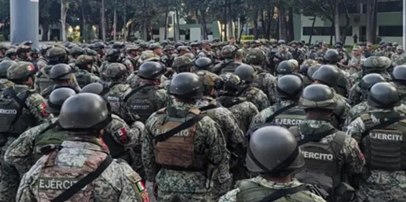 México despliega 1,557 militares para proteger la producción de aguacate en Michoacán