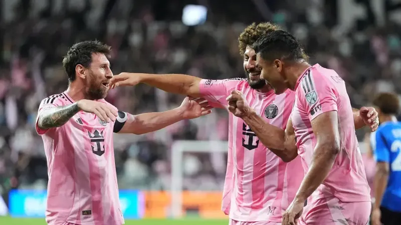 7-1: Destrozo monumental de Leo Messi