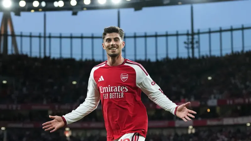Arsenal da comienzo a la Premier League con goleada contra el recién ascendido Coventry City
