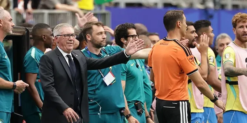 Ancelotti continúa al mando de Brasil pese a la eliminación ante Noruega