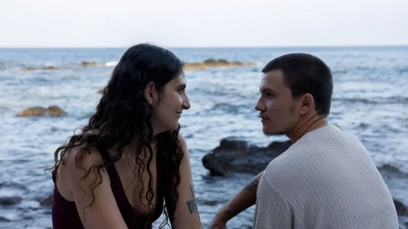 Silver Chicón: "Ver a personas mayores o a públicos muy distintos emocionarse con la historia es muy fuerte. Al final todo el mundo conecta con la historia de amor"