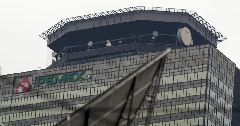 Inversores ven momento ideal para que Pemex acceda a mercados globales