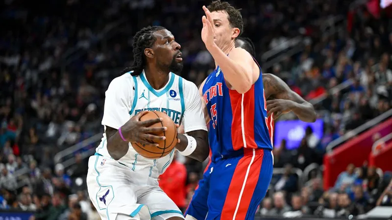 Charles Lee señala a Naz Reid en la derrota ante Detroit