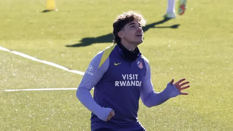 Comienza la cuenta atrás para un Julián que ya sigue el plan de trabajo del Atlético