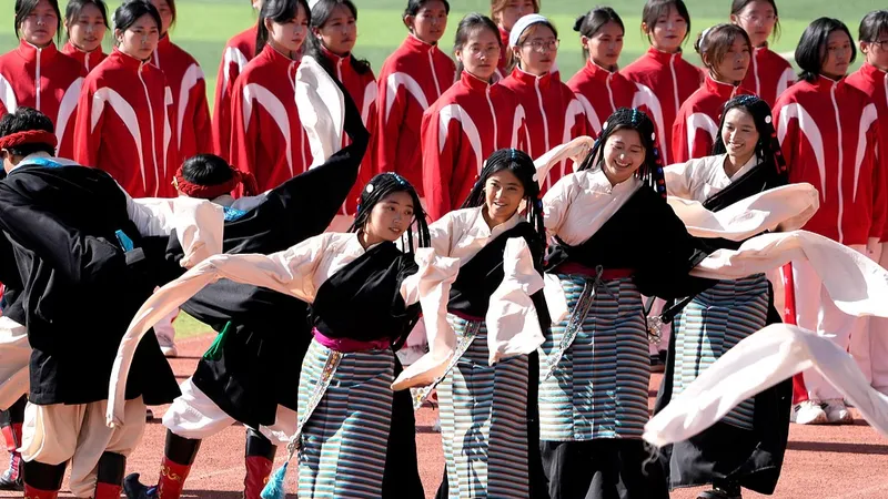 De tierra remota a ventana al mundo: Xizang que está sorprendiendo a todos