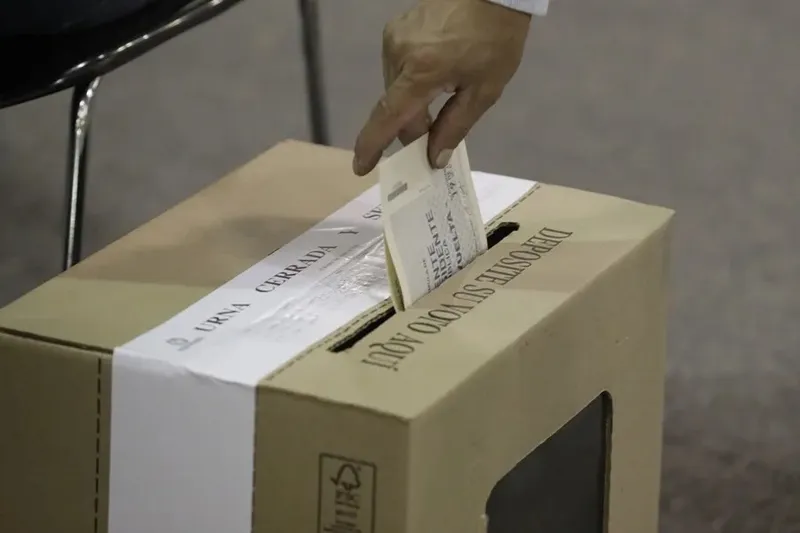 Elecciones presidenciales en Colombia avanzan con normalidad bajo estricto despliegue de seguridad