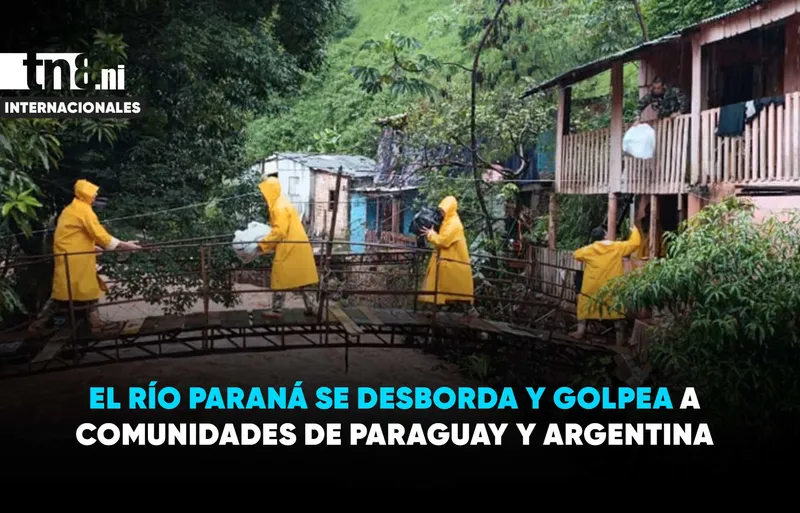 Inundaciones por la crecida del río Paraná obligan a evacuar a miles de familias...