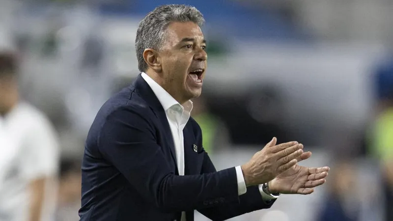 ¡Debuts de pesadilla! Diego Forlán y Marcelo Gallardo arrancan con derrota