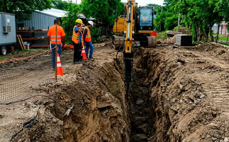 Proyecto de alcantarillado en León beneficiará a más de 42 mil familias