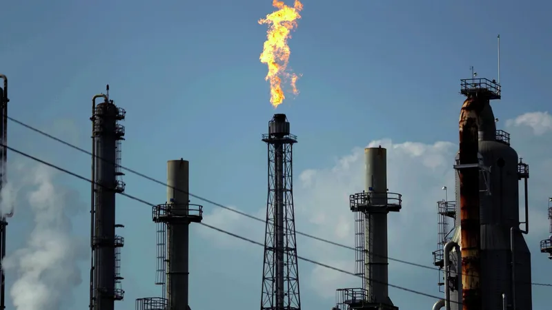 Así se benefician muchas empresas petroleras por el conflicto en Oriente Medio