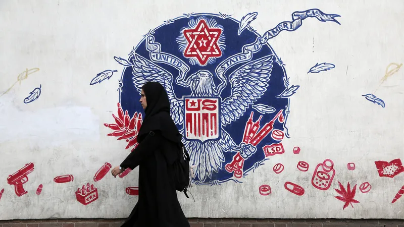 Trump afirma que canceló los ataques aéreos y bombardeos previstos contra Irán esta noche