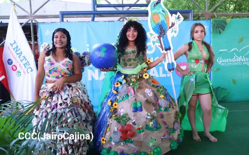 Realizan Certamen Reina de la Madre Tierra de Tecnológicos Verdes