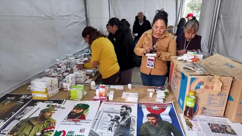 Activistas mexicanos refuerzan su apoyo a Cuba frente al bloqueo de EEUU