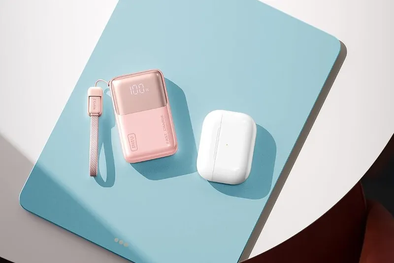 Tiene casi el tamaño de unos AirPods Pro, pero es una powerbank con 10.000 mAh. Y está a precio mínimo histórico