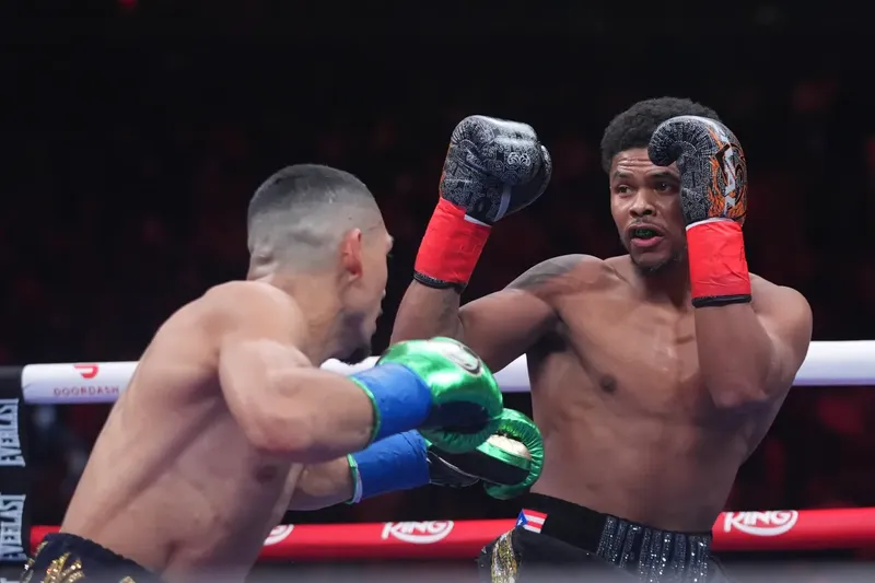 Shakur Stevenson irrespeta a Mauricio Sulaimán y dice que el CMB lo intentó robar