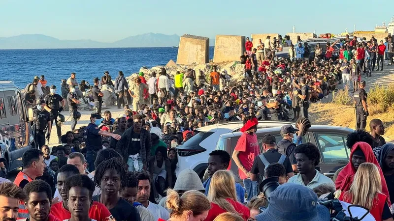 Una nueva fractura se abre en la UE ante la avalancha de migrantes en Ceuta