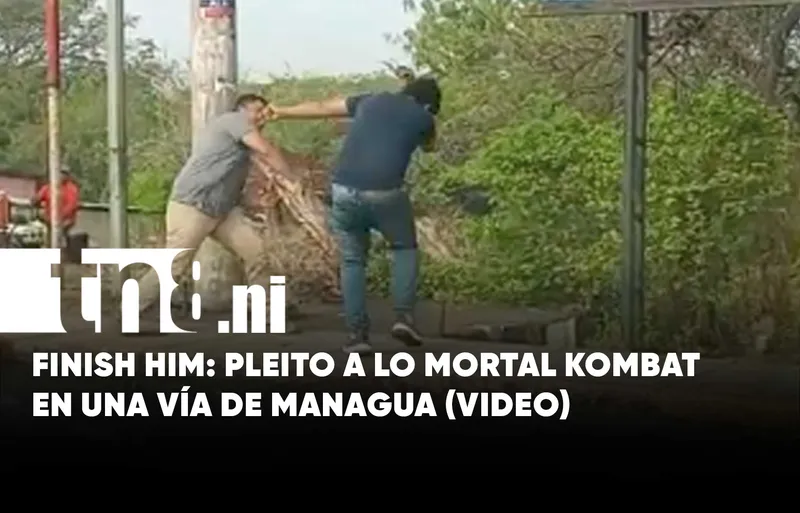 ¿Mortal Kombat III? Pleito de dos hombres en Carretera Nueva a León (VIDEO)