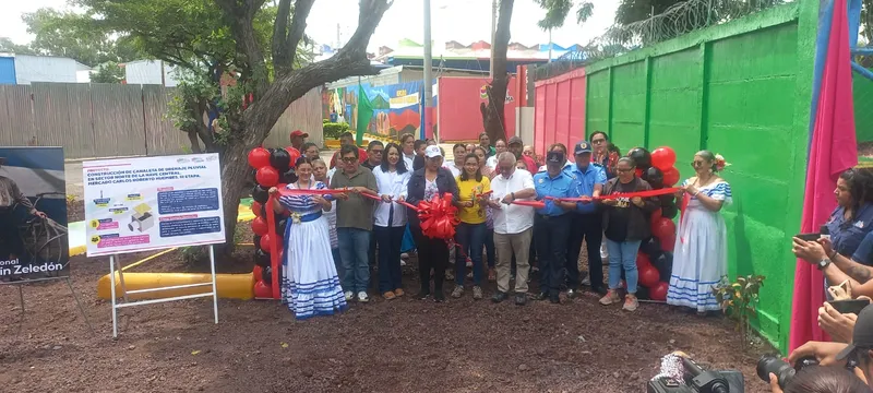 Mejoran drenaje pluvial y accesos en el mercado Carlos Roberto Huembes