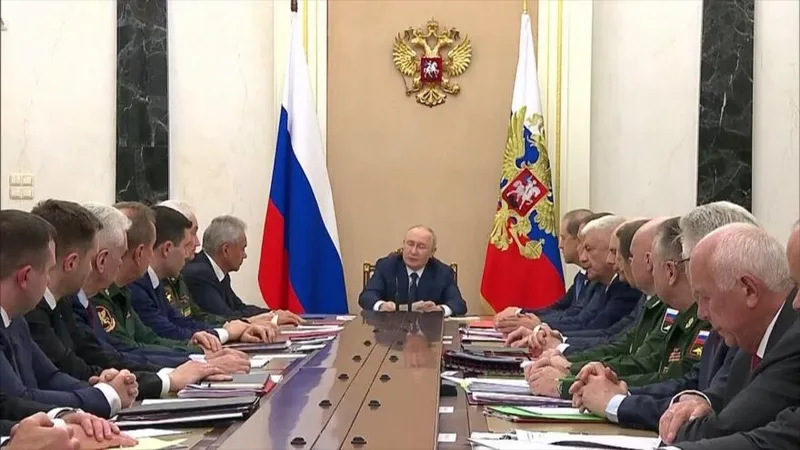 Putin advierte de represalias ante cualquier hostilidad de Occidente
