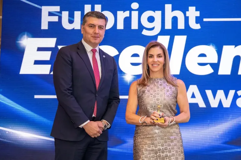 Leila Cobo recibe Premio a la Excelencia de la Comisión Fulbright Colombia 2026: ‘Su misión me define’