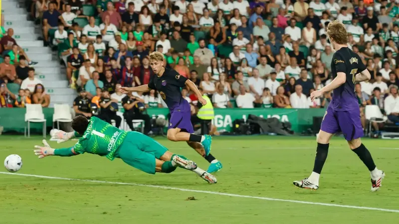 Flick no se fija en el PSG