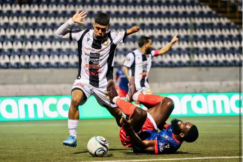 Diriangén debuta con triunfo ante Plaza Amador en Copa Centroamericana