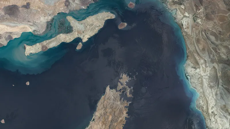 La potente advertencia de Irán sobre el estrecho de Ormuz
