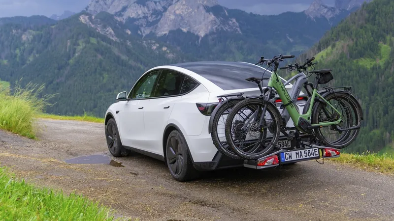 ¿Los coches eléctricos no son para viajar? Un estudio desmonta el mito y demuestra que la mayoría de los conductores ya lo hace
