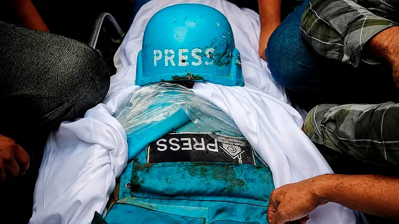 Israel asesina a camarógrafo de Al Jazeera