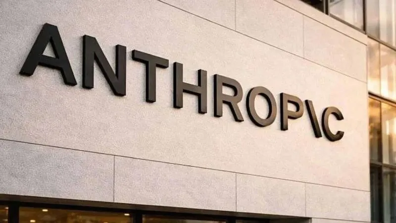 Anthropic quiere que el Gobierno pueda frenar una IA peligrosa. El problema es que antes tendría que existir riesgo de 50 muertes o daños millonarios